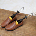 Set 2 sanuri pentru largit si alungit pantofi, din plastic, marime 42-44, galben