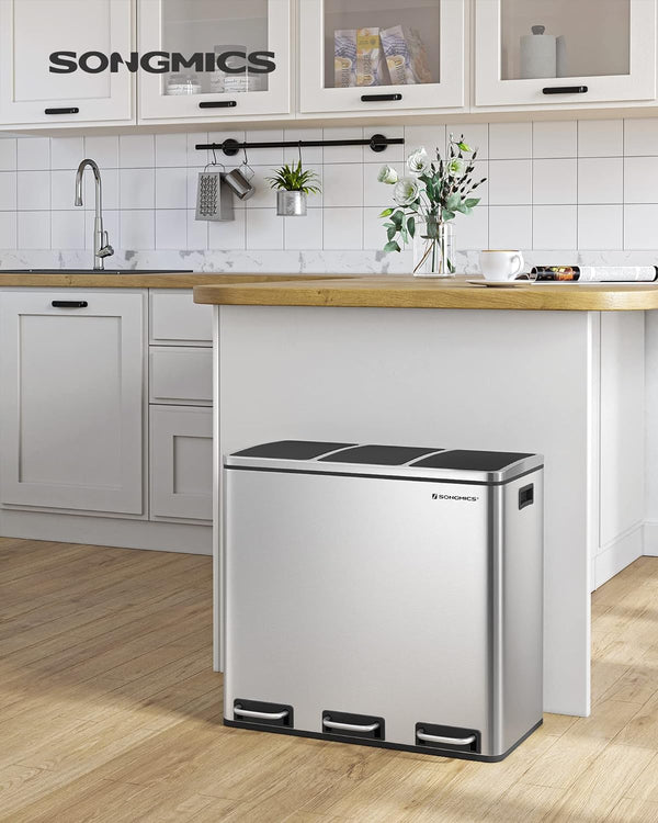 SONGMICS Cos de gunoi din inox cu 3 compartimente colectare selectiva, cu galeti interioare, 3x18litri, argintiu si negru