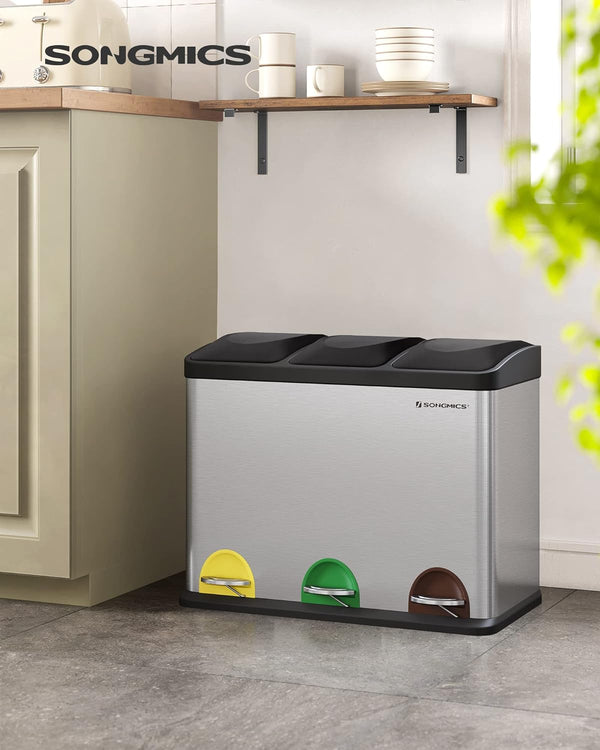 SONGMICS Cos de gunoi din inox cu 3 compartimente colectare selectiva, cu galeti interioare, 3x15litri, argintiu si negru