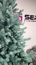 Brad artificial Christmas Deluxe by Sersimo, Viena Select argintiu, integral 3D, 230cm