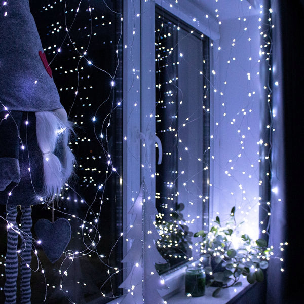 Ghirlanda luminoasa tip perdea 400 LED-uri, 3m, pentru interior/exterior, iluminare alba